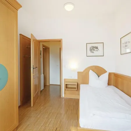 Rothirsch Gutshof Sparow Appartement Nossentiner Huette